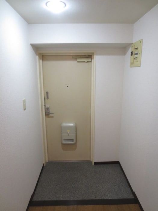 玄関 デルニエアン