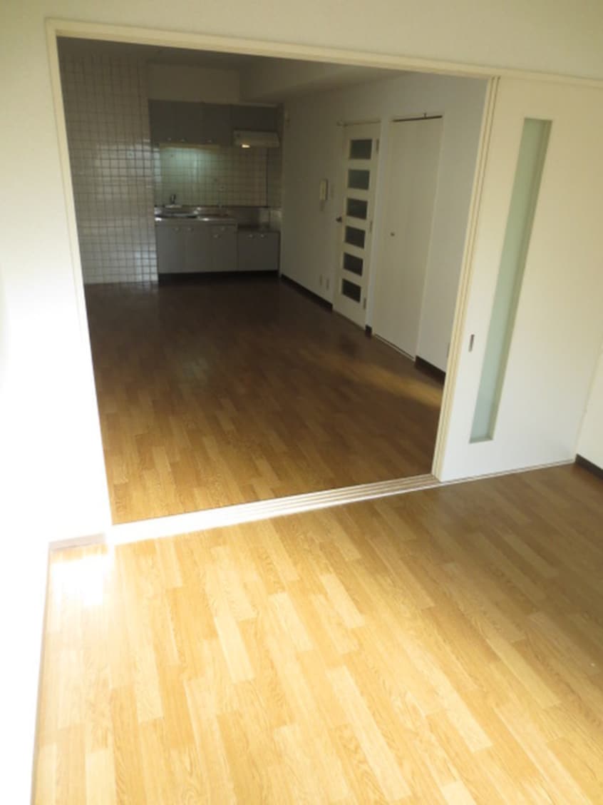 内観写真 デルニエアン