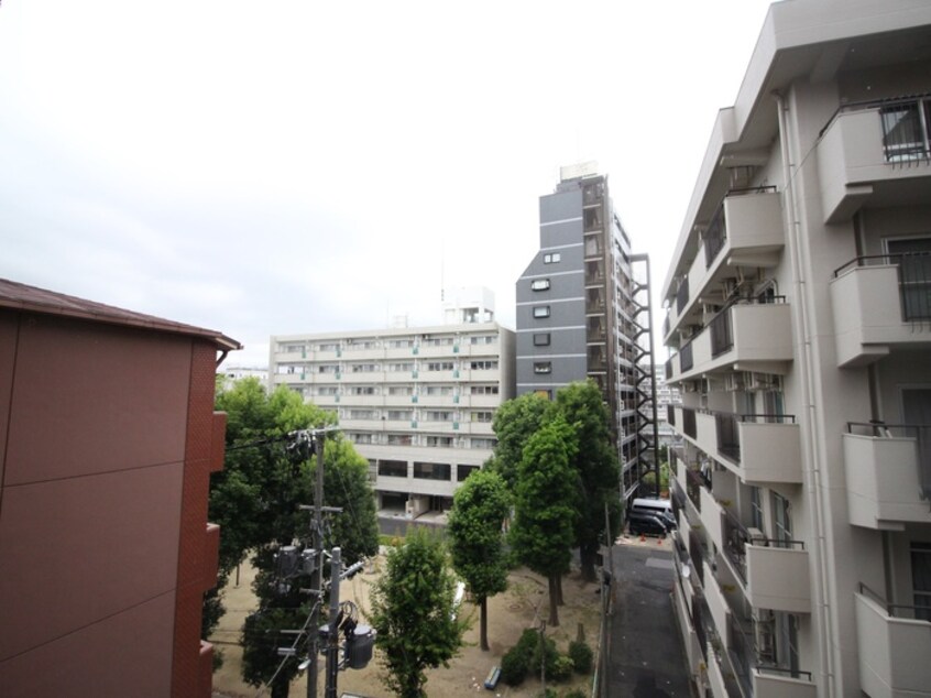 室内からの展望 ゲートコート東三国