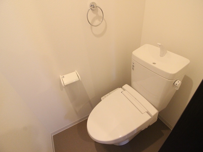 トイレ ジーメゾン摂津正雀