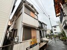 美園町貸家の外観