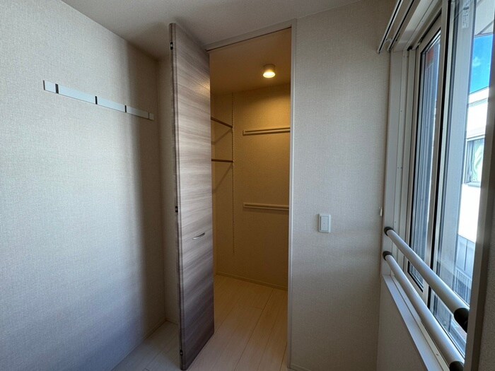 収納 LA MAISON VERTE 西田辺