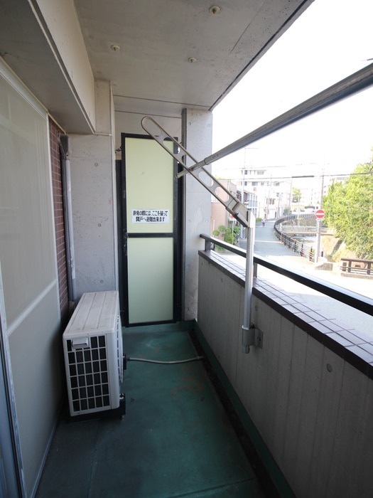 ベランダ・バルコニー ダンディライオン芦屋