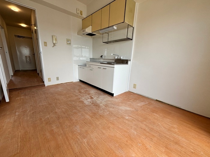 居室 ラテラス服部