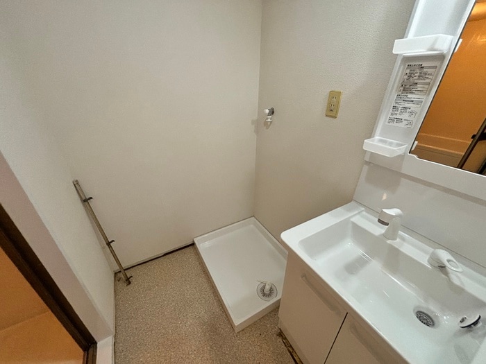 洗濯機置場 ラテラス服部