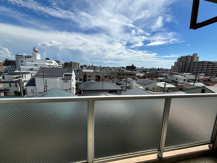 室内からの展望 ラテラス服部