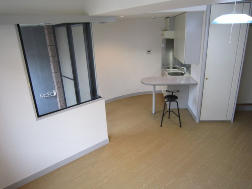 内観写真 ステディ垂水