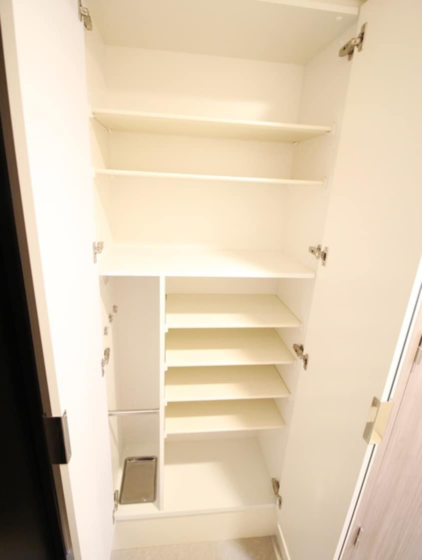 靴箱 プレサンス谷町九丁目駅前(417)