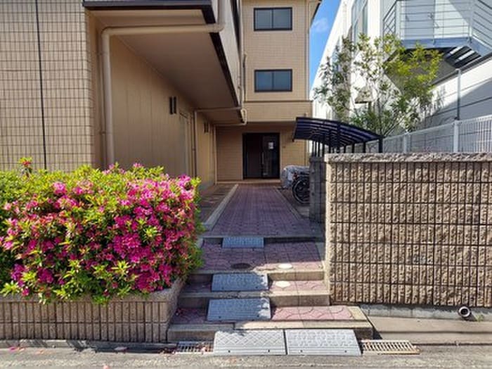 エントランス部分 ファミール３号館