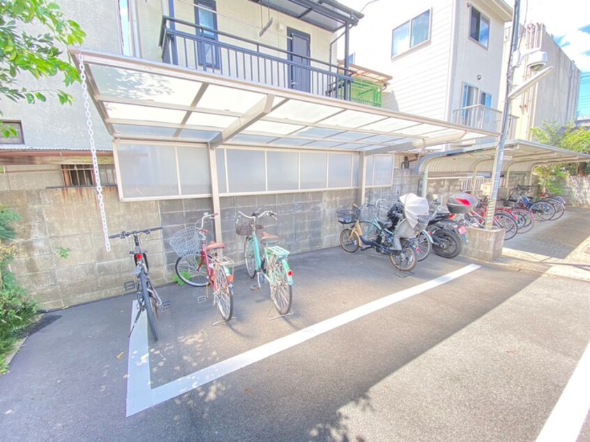 駐輪場 シャ－メゾン上杉