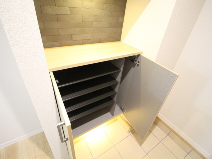 靴箱 シャ－メゾン上杉