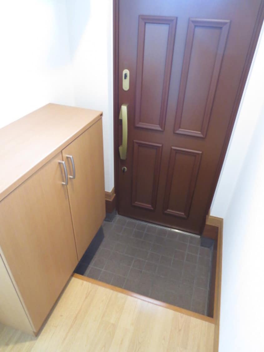 玄関 エクセルハイム北棟