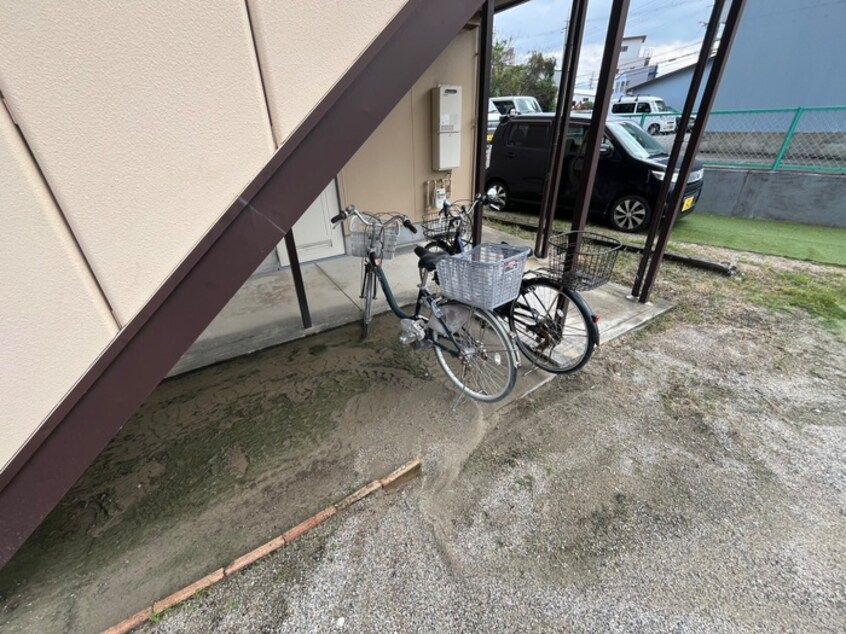 駐輪場 ハウスエイト