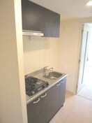 キッチン ｴｽﾃﾑｺｰﾄ新大阪Ⅷﾚｳﾞｫﾘｽ(402)