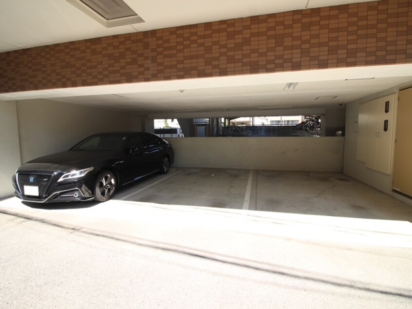 駐車場 ｴｽﾃﾑｺｰﾄ新大阪Ⅷﾚｳﾞｫﾘｽ(402)