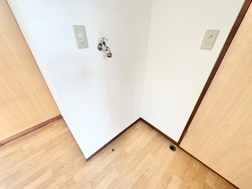 洗濯機置場 西山ハイツ