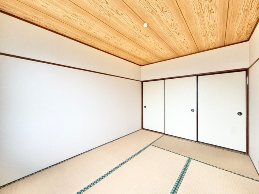 居室 西山ハイツ