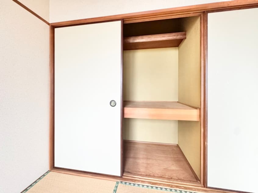 収納 西山ハイツ