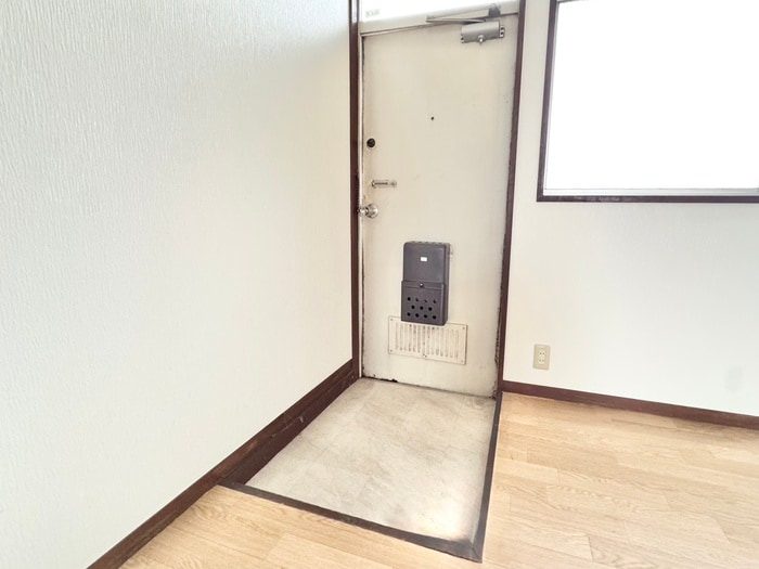 玄関 西山ハイツ