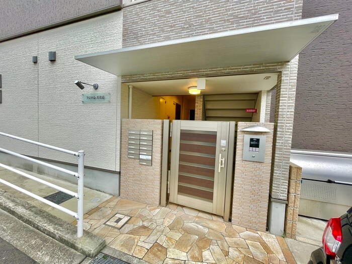エントランス部分 フジパレス萱島