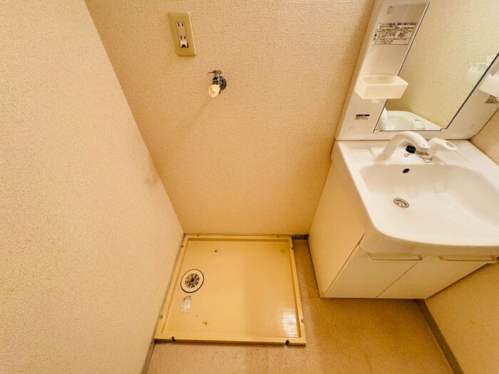 洗濯機置場 アーバンステージ小林