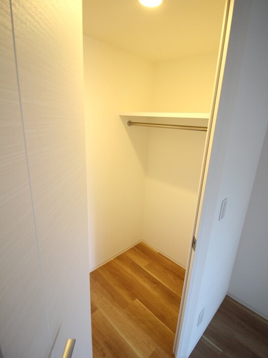 収納 サンシティ草津駅前2号館