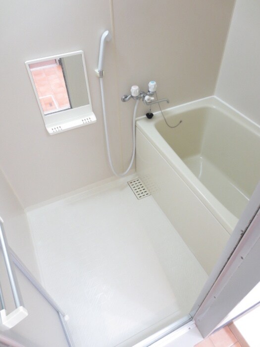 バス／シャワールーム等 アドニス