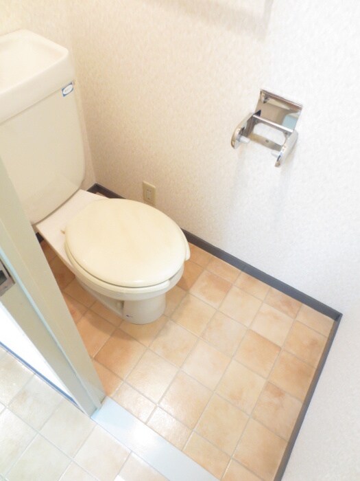 トイレ アドニス