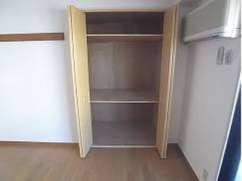 収納 グリーンルーフ神若