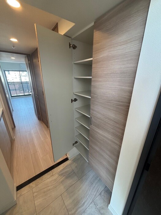 靴箱 S-RESIDENCE小阪azure