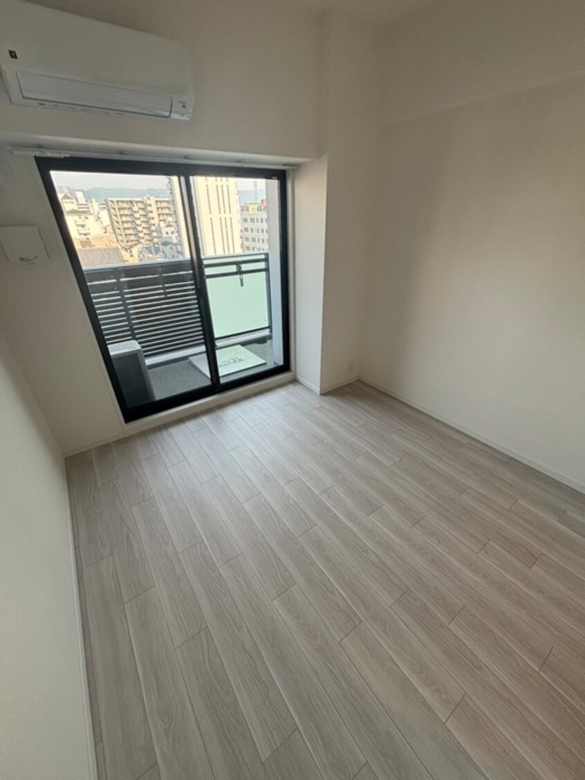 居室 S-RESIDENCE小阪azure