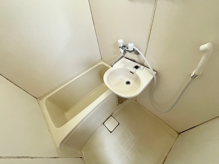 バス／シャワールーム等 カサカルロサⅡ