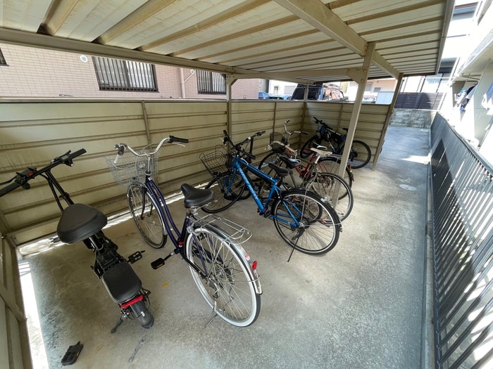 駐輪場 カサカルロサⅡ