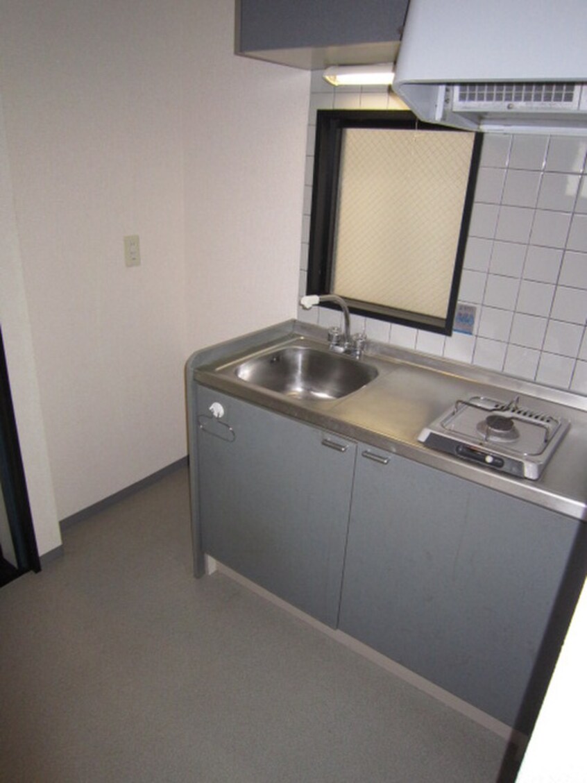 キッチン 古門前丸美ビル