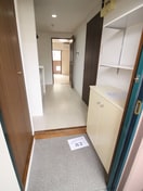 玄関 エルミタージュ・梅田北