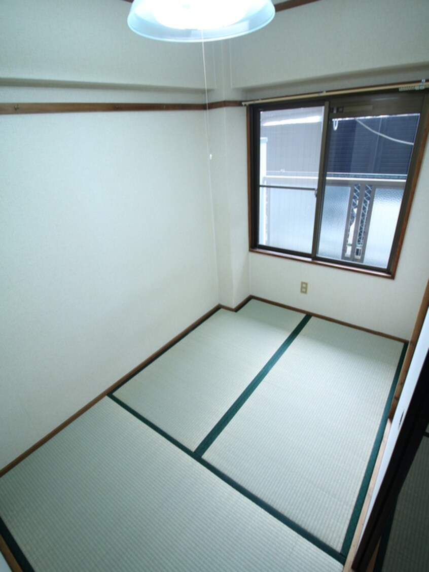 居室 グリ－ンハイツ関