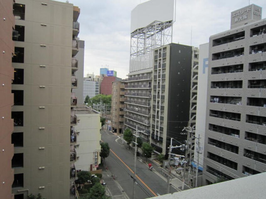 室内からの展望 ｴｽﾃﾑｺｰﾄ新大阪Ⅷﾚｳﾞｫﾘｽ(601)