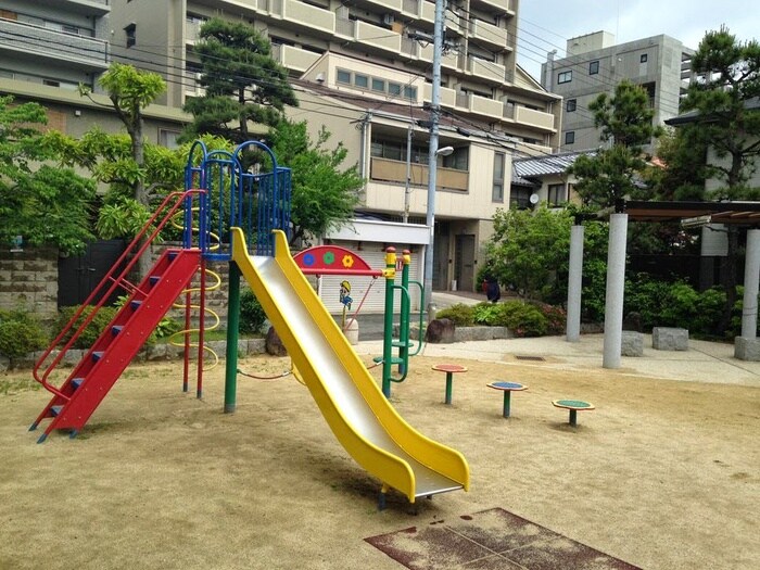 業平ちびっこ広場(公園)まで100m プティビラ