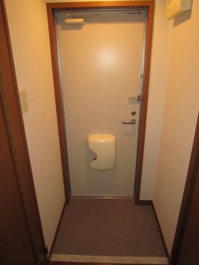 玄関 フジパレス式内町Ⅲ番館