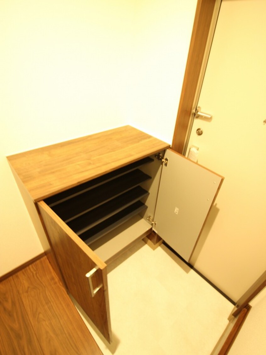 靴箱 カーサ・フェリーチェ丸太町