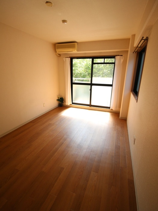 居室 アーベイン吉田
