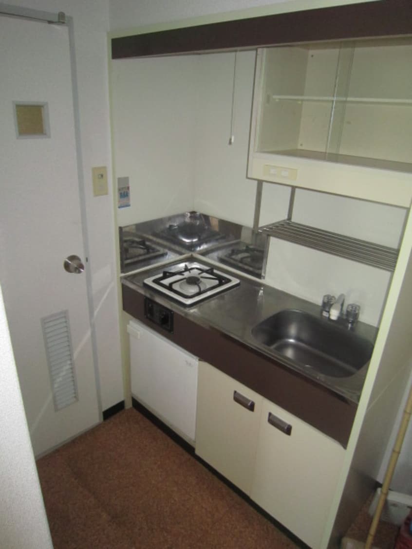 キッチン ミネルバ梅園