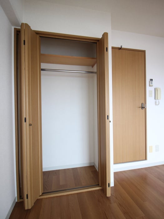 収納 エクセレント御所西