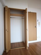 収納 エクセレント御所西