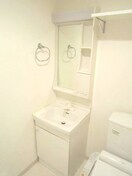 洗面 ｴｽﾃﾑｺｰﾄ新大阪Ⅷﾚｳﾞｫﾘｽ(703)