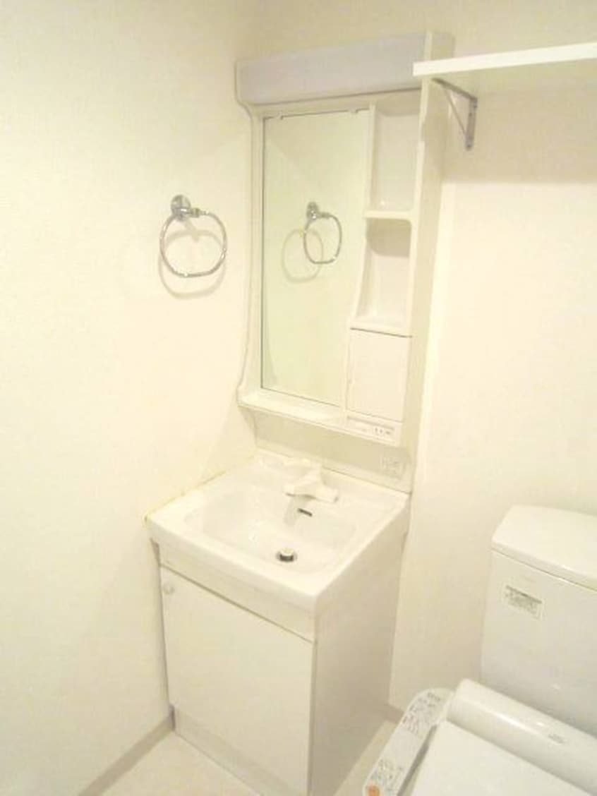 洗面 ｴｽﾃﾑｺｰﾄ新大阪Ⅷﾚｳﾞｫﾘｽ(703)