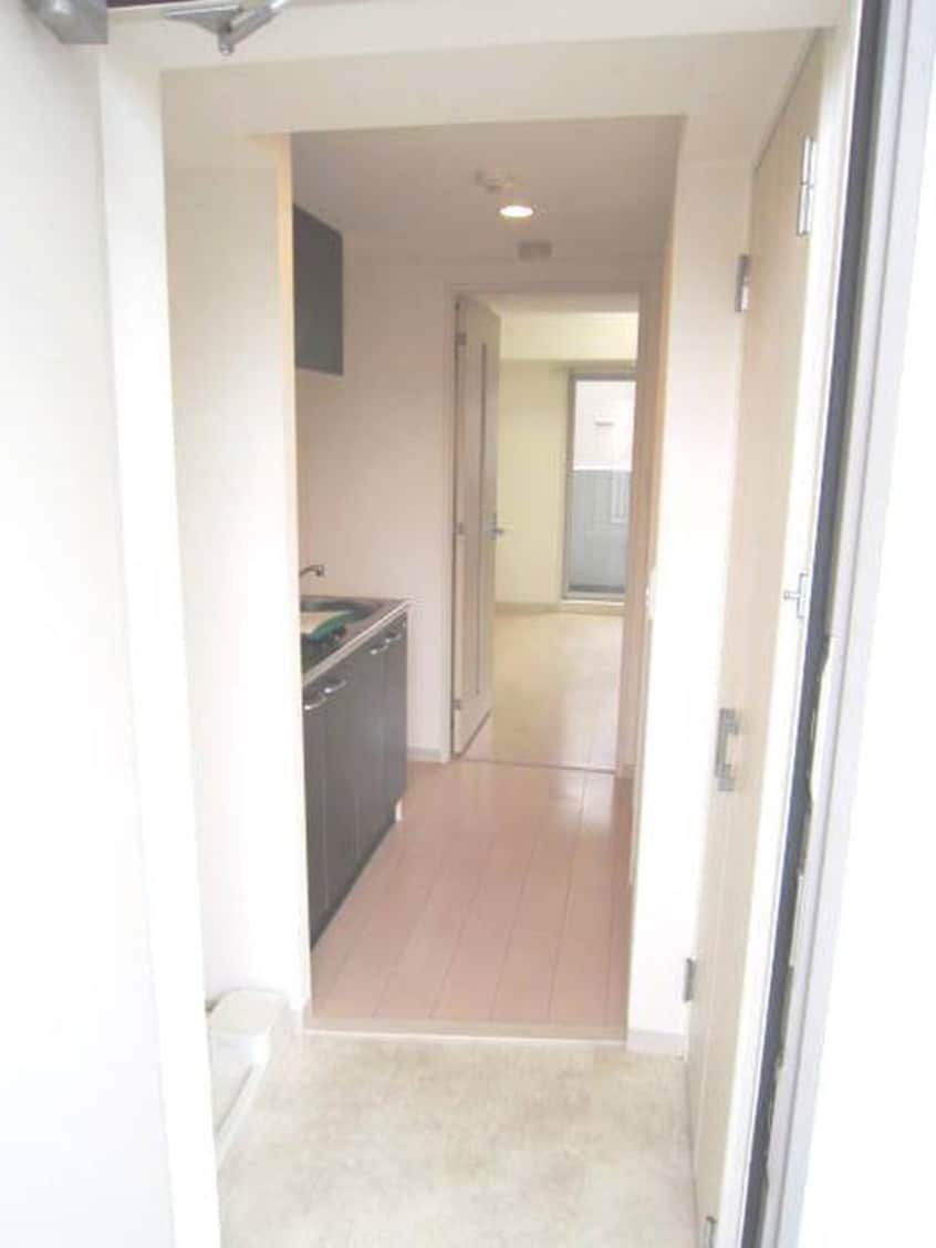 玄関 ｴｽﾃﾑｺｰﾄ新大阪Ⅷﾚｳﾞｫﾘｽ(703)