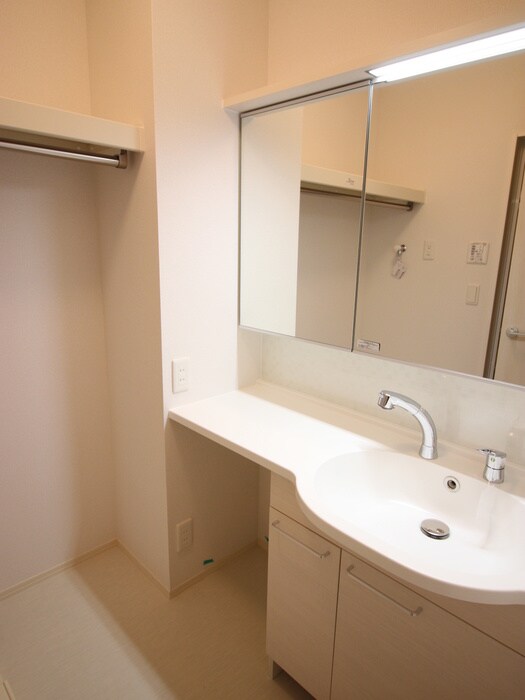 洗面 カーサポポラーレ