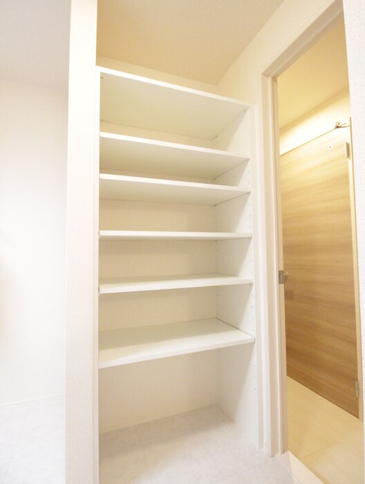 収納 セントコリーヌD棟