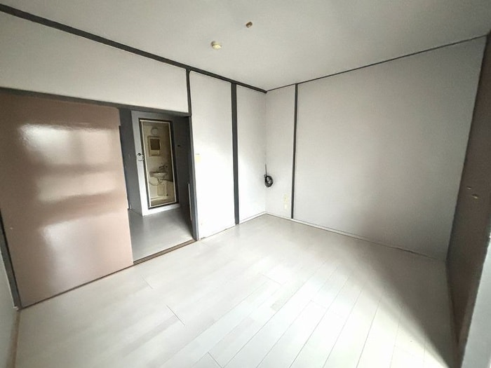 居室 ヴィラナリ－大和田